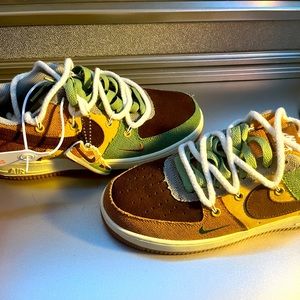 Nike Air Force 1 Retro shoe